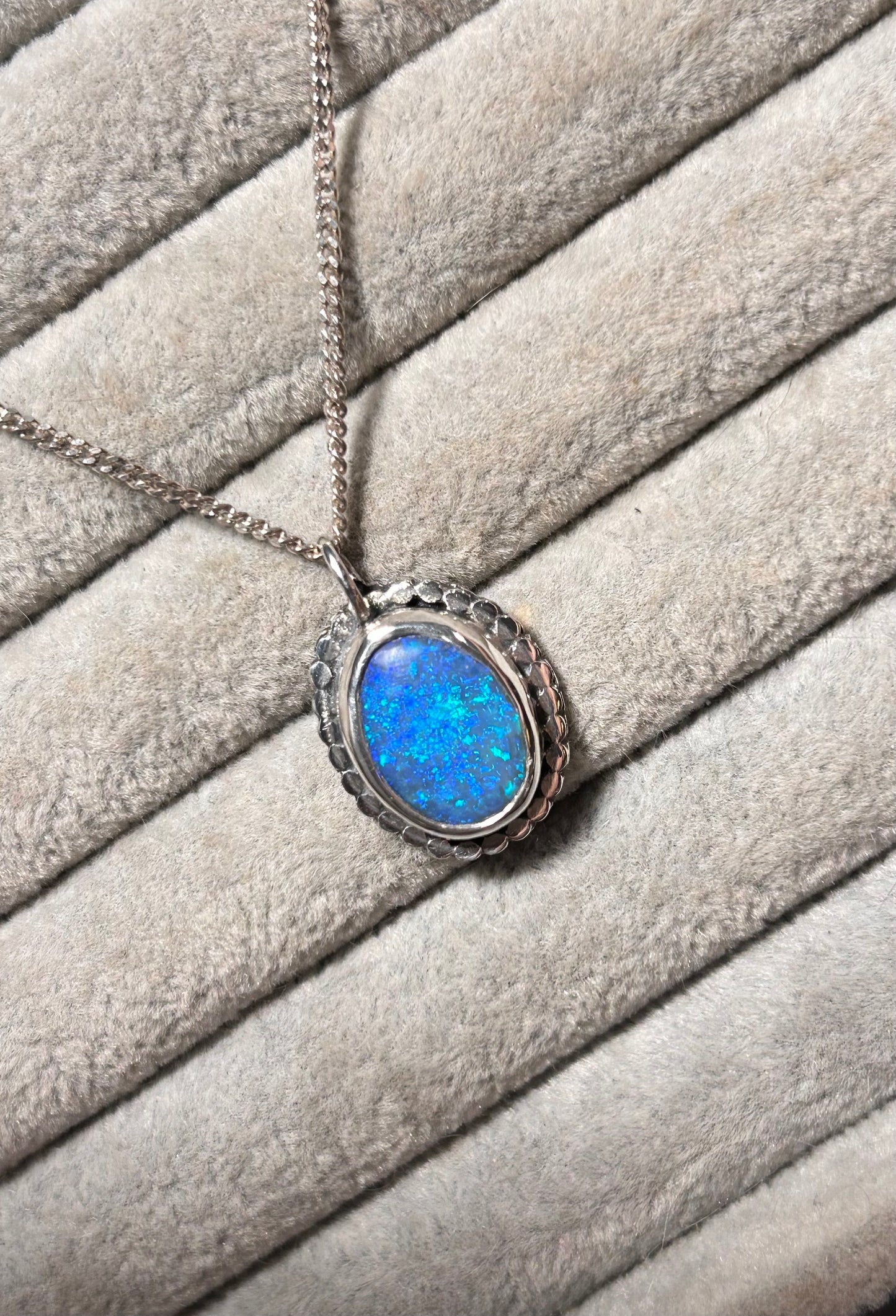 Blue sparkle pendant