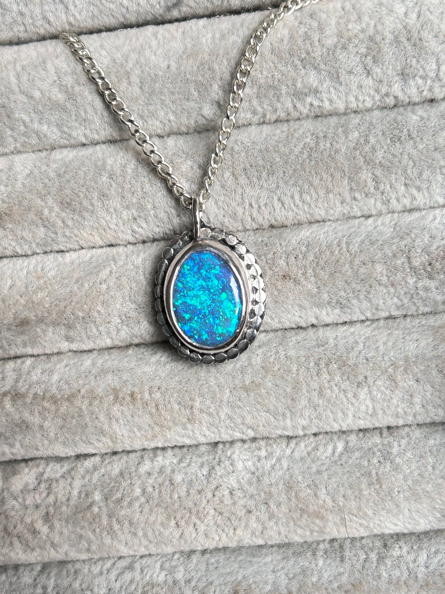 Blue sparkle pendant