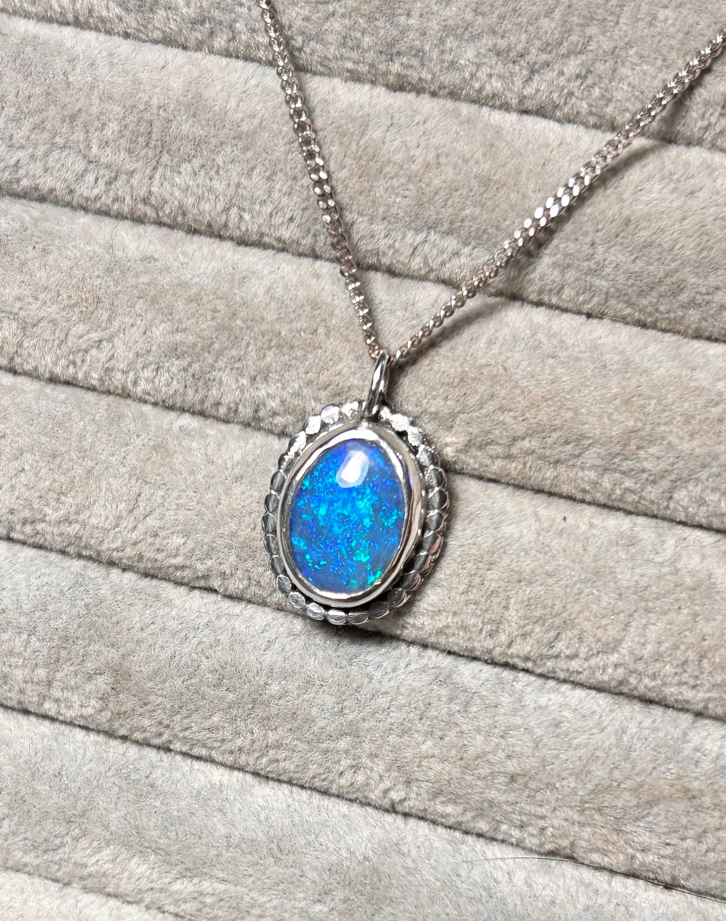 Blue sparkle pendant