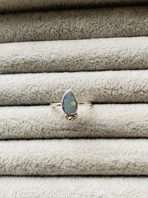 Opal crown ring